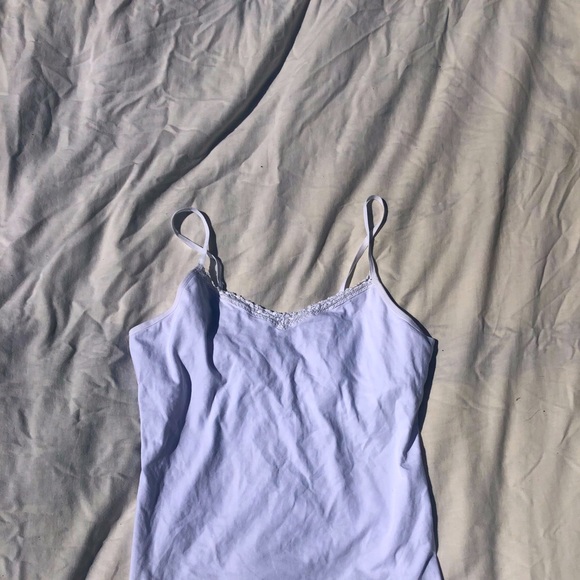 white camisole with lace - Picture 4 of 4